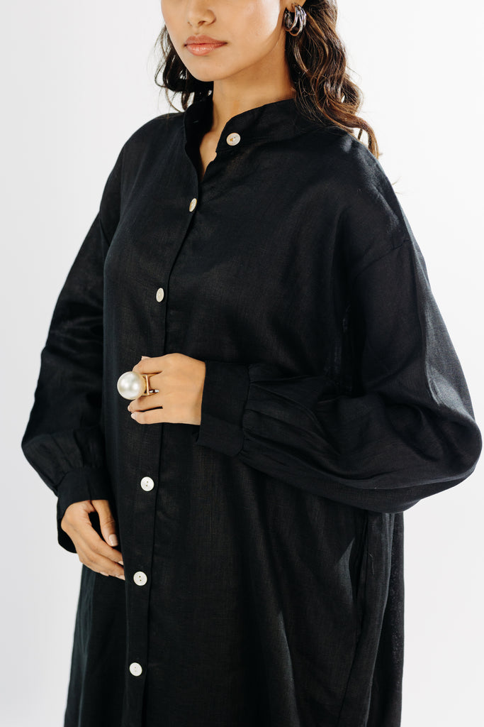 WILD MANGO CHARCOAL OVERSIZED LINEN FLOW DRESS WITH MODEL