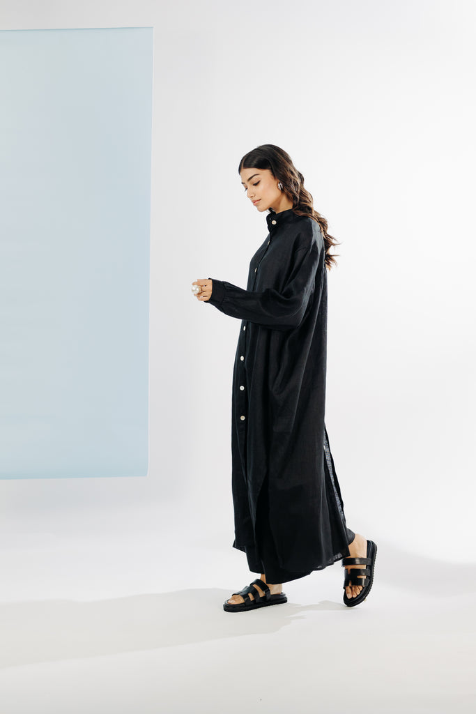 WILD MANGO
CHARCOAL OVERSIZED LINEN FLOW DRESS